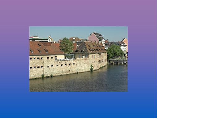 strasbourgaufildeleau.jpg